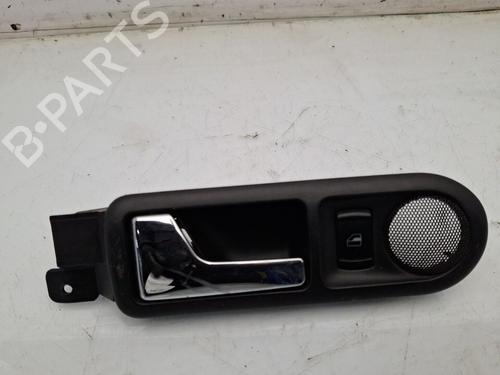 Used Rear left interior door handle Rear left interior door handle VW GOLF IV (1J1) 1.9 TDI (115 hp) 33695358 33695358
