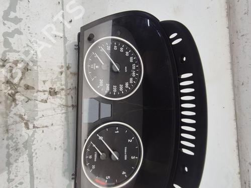 Used Instrument cluster BMW 5 (E60) 520 d (177 hp) 28450669