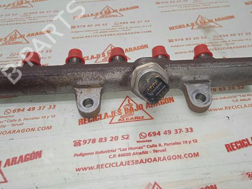 Used Injection rail DACIA SANDERO [2008-2025]  7945678