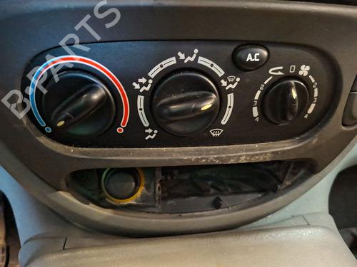 Used Climate control Climate control RENAULT MEGANE Scenic (JA0/1_) 1.6 16V (JA0B, JA04, JA11, JA00) (107 hp) 34366951 34366951