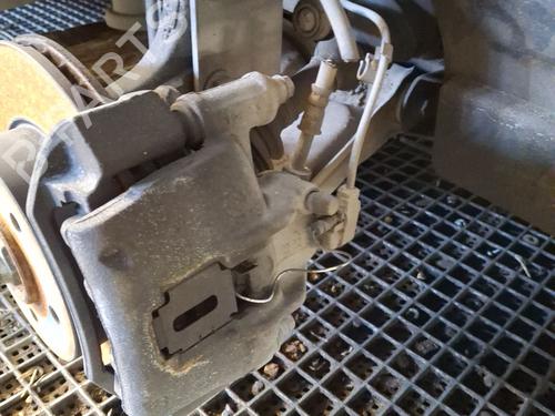 Used Right front brake caliper Right front brake caliper MERCEDES-BENZ VITO Bus (W638) 108 CDI 2.2 (638.194) (82 hp) 33048592 33048592