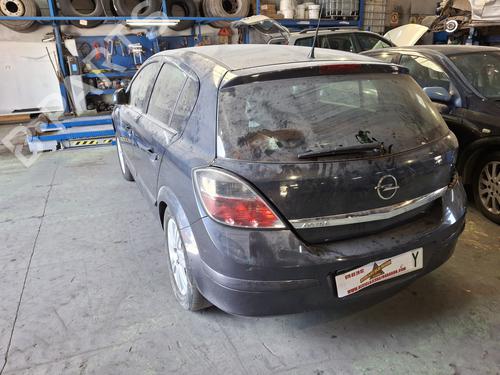 Right headlight OPEL ASTRA H (A04) 1.7 CDTI (L48) | BP18528347C29 