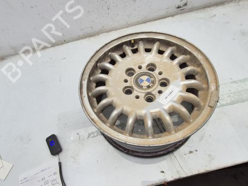 Jante Jante BMW 3 (E36) 318 i (113 hp) 35955404 35955404