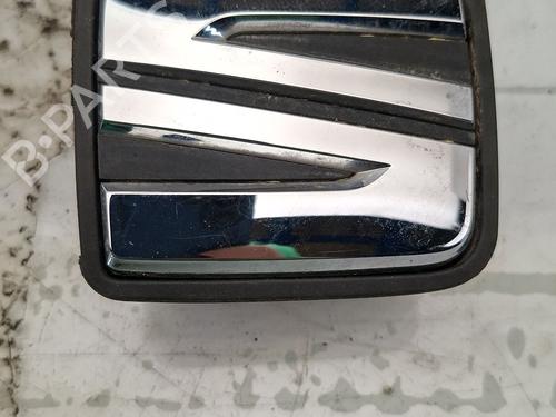 Bagagerumshåndtag Bagagerumshåndtag SEAT LEON (5F1) 1.5 TGi (131 hp) 37074876 37074876