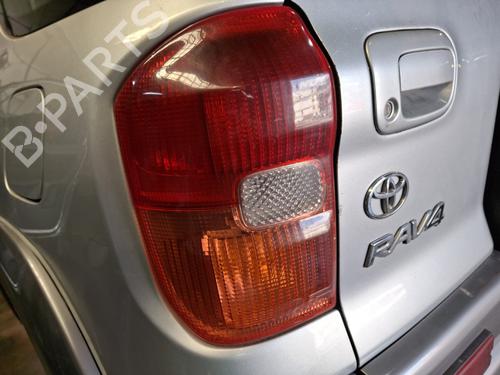 Venstre Baklys TOYOTA RAV 4 II (_A2_) 2.0 D 4WD (CLA20_, CLA21_, CLA20R, CLA21R) (116 hp) 22321883
