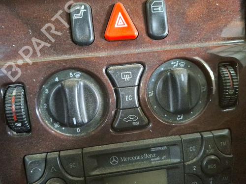 Used Climate control Climate control MERCEDES-BENZ E-CLASS (W210) E 270 CDI (210.016) (170 hp) 33824801 33824801