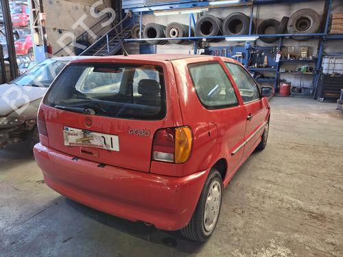 Right front indicator VW POLO III (6N1) 60 1.4 | BP23951750C33 
