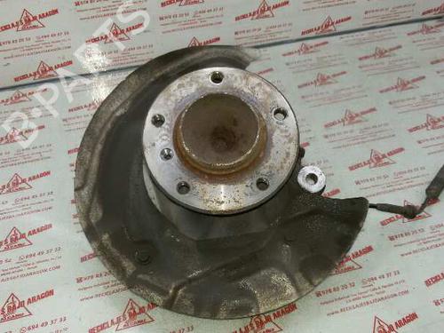Used Left front steering knuckle BMW 1 (E87) 118 d (143 hp) 7932990