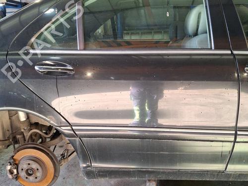 Used Right rear door MERCEDES-BENZ S-CLASS (W220, V220) S 400 CDI (220.028, 220.128) (260 hp) 32381275