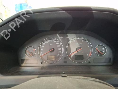Used Instrument cluster Instrument cluster VOLVO V70 II (285) D5 AWD (163 hp) 33326111 33326111