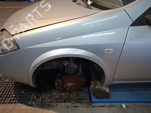 Used Left front fenders Left front fenders NISSAN PRIMERA (P12) 2.2 Di (126 hp) 34700199 34700199