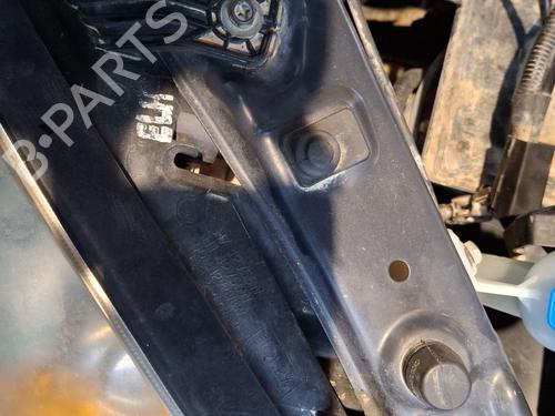 Faro izquierdo SSANGYONG KYRON 2.0 Xdi 4x4 (141 hp) 28513778