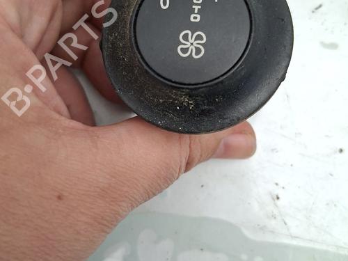 climate-control-peugeot-807-van-eb_-2002-36387897 main image