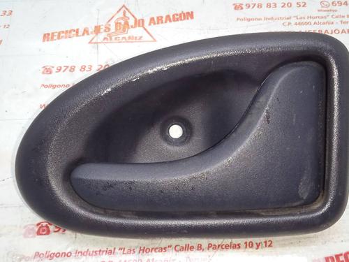 Used Front right interior door handle RENAULT MEGANE I (BA0/1_) 1.9 dTi (BA08, BA0N) (98 hp) 7946043