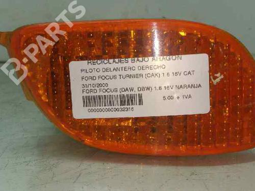 Used Right front indicator Right front indicator FORD FOCUS I Turnier (DNW) 1.6 16V (100 hp) 7941195 7941195