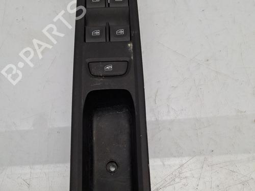 Used Left front window switch DACIA SANDERO III 1.0 TCe 110 (110 hp) 32109252