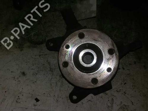 Used Left front steering knuckle RENAULT LAGUNA I (B56_, 556_) [1993-2002]  7941045