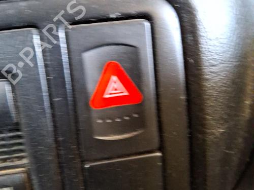 Bouton de warning VW PASSAT B5 (3B2) 1.9 TDI (110 hp) 30703944