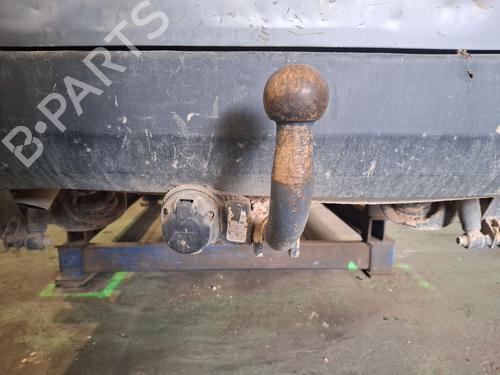Used Tow ball/Mechanism FIAT QUBO (225_) 1.3 D Multijet (225AXG1A, 225CXG1A, 225AXG11, 225CXG11) (80 hp) 30144106