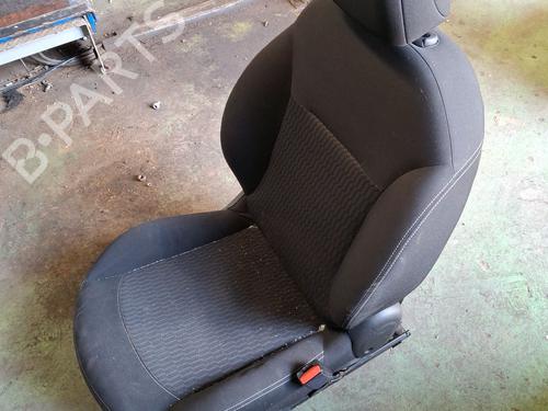 Right front seat PEUGEOT 208 I (CA_, CC_) 1.6 BlueHDi 100 | BP28358071C16 