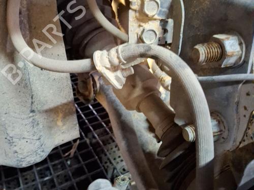 Used Left front driveshaft DODGE CALIBER 2.0 CRD (140 hp) 30143056
