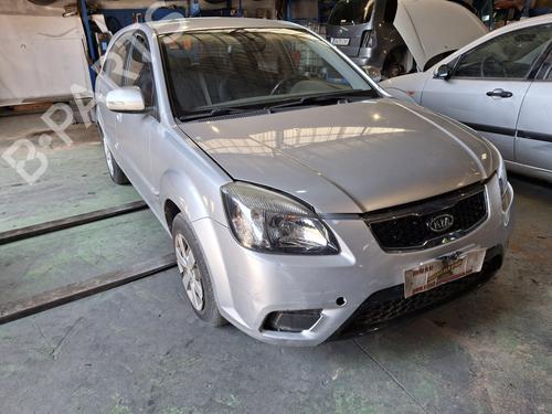 Brugte KIA RIO II (JB) 1.5 CRDi (110 hp) 3392050