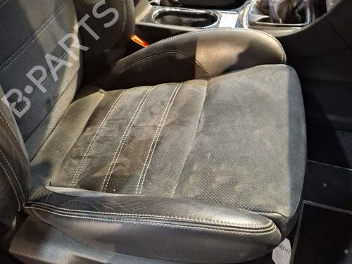 Siège avant droit FORD MONDEO IV (BA7) 2.0 TDCi (140 hp) 32381368