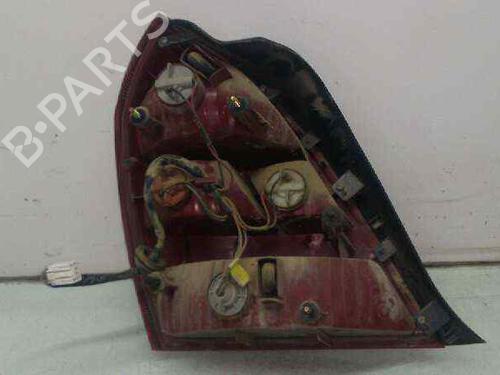 Right taillight HYUNDAI ELANTRA III (XD) 2.0 CRDi | BP7942220C35 