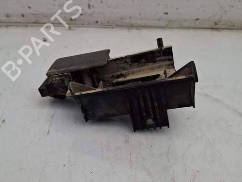 Maneta interior delantera derecha RENAULT 5 (122_) 1.4 Automatik (1229, 1399) (59 hp) 32114462