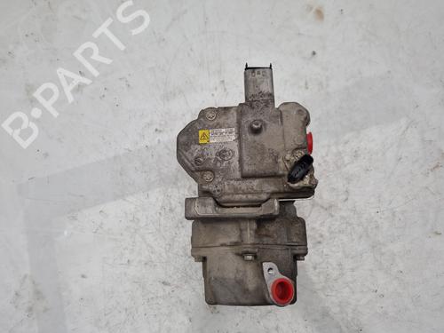 Used AC compressor TOYOTA YARIS (_P13_) 1.5 Hybrid (NHP130_, NHP130) (101 hp) 11144248