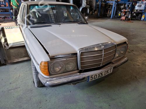 Recambios MERCEDES-BENZ 123 Saloon (W123) 200 D 4992316