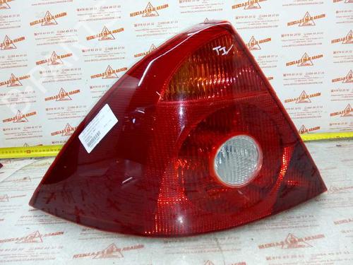 Used Left taillight FORD MONDEO III (B5Y) 1.8 16V (125 hp) 7943681