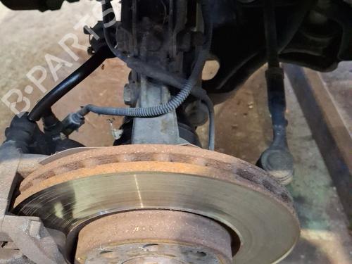 Used Left front steering knuckle FIAT PUNTO (199_) 1.3 D Multijet (75 hp) 29030286