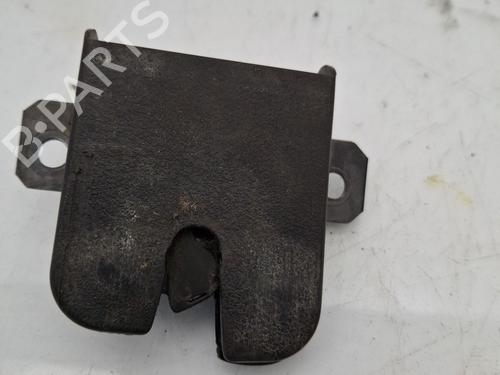 Used Tailgate lock VW GOLF IV (1J1) 1.9 TDI (110 hp) 32134891