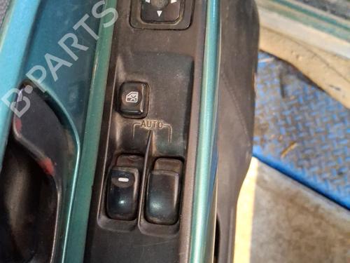 Interrupteur de vitre avant gauche MITSUBISHI PAJERO PININ I (H6_W, H7_W) 1.8 GDI (H66W, H76W) (120 hp) 32381742