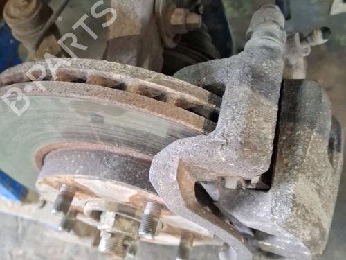 Used Right front steering knuckle NISSAN X-TRAIL I (T30) 2.2 dCi 4x4 (136 hp) 29616304