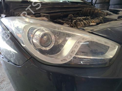Faro derecho HYUNDAI i40 I (VF) 1.7 CRDI (141 hp) 32666922