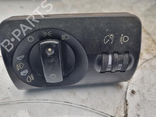 Commande de phare AUDI A6 C5 (4B2) [1997-2005]  12352446