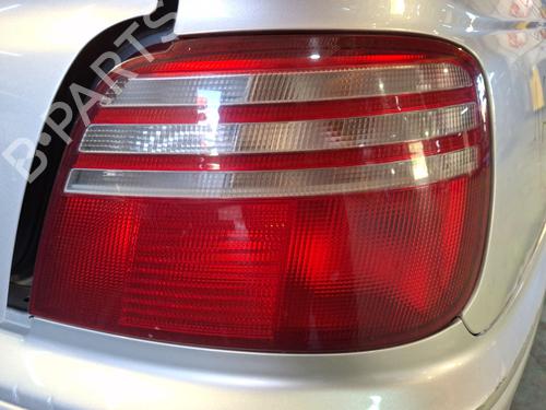 Used Right taillight Right taillight HONDA ACCORD VI (CK, CG, CH, CF, CL) 2.0 i (CG9) (147 hp) 33824782 33824782