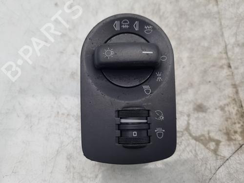 Used Headlight switch AUDI A3 (8P1) 2.0 TDI 16V (140 hp) 22322220