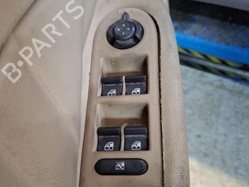 Pulsantiera anteriore sinistra ALFA ROMEO 159 (939_) [2005-2012]  32381641