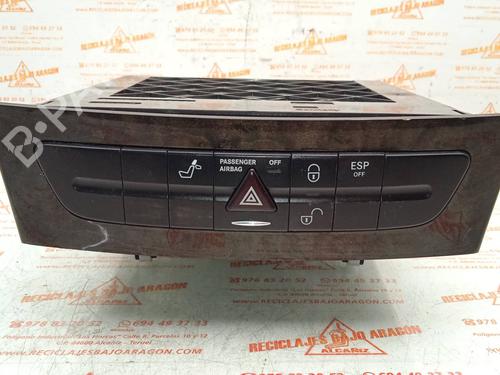 Used Warning switch MERCEDES-BENZ E-CLASS (W211) [2002-2009]  7947894