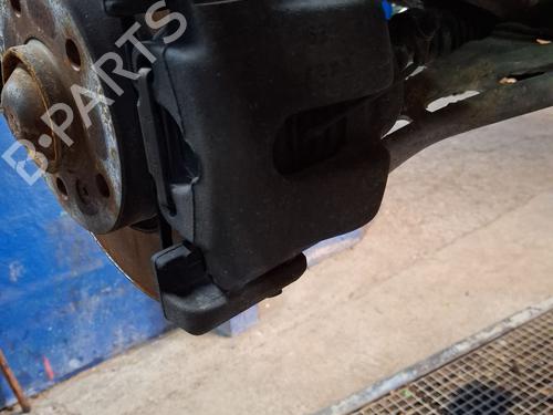 Used Left front brake caliper BMW 3 (E46) 318 i (143 hp) 30703870