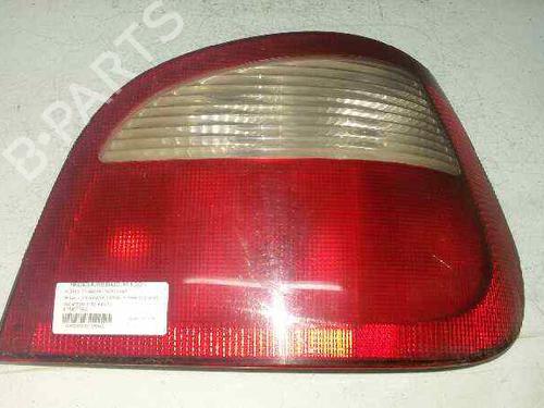 Used Right taillight RENAULT MEGANE I (BA0/1_) 1.4 16V (BA0D, BA1H, BA0W, BA10) (95 hp) 7941729