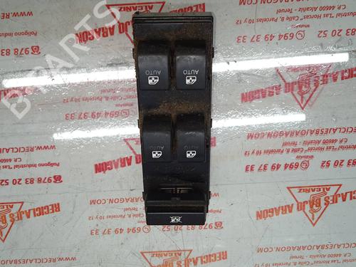 Used Left front window switch KIA CEE'D Hatchback (ED) [2006-2012]  7946702