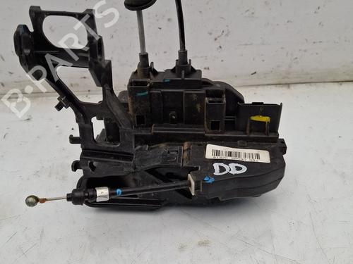 front-right-lock-hyundai-santa-fe-ii-cm-2005-2006-2007-2008-2009-2010-2011-2012-2013-2014-2015-33240611 main image