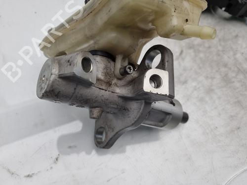 Brake master cylinder SKODA SUPERB I (3U4) 1.9 TDI | BP16565819M77 