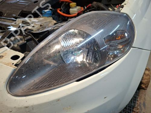 left-headlight-fiat-grande-punto-199_-2005-39204295 main image