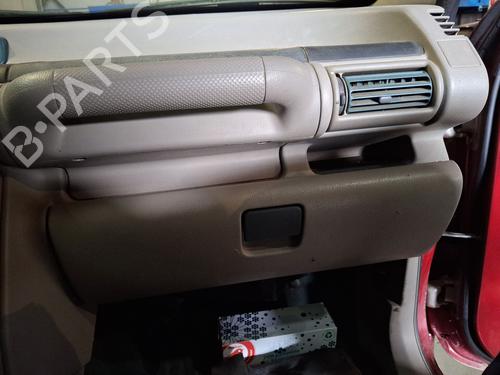 Used Glove box LAND ROVER FREELANDER I (L314) [1998-2006]  28387649