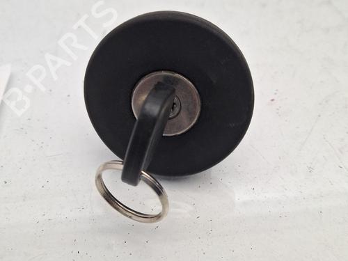 Used Fuel flap FORD FIESTA III (GFJ) 1.1 (55 hp) 31211306